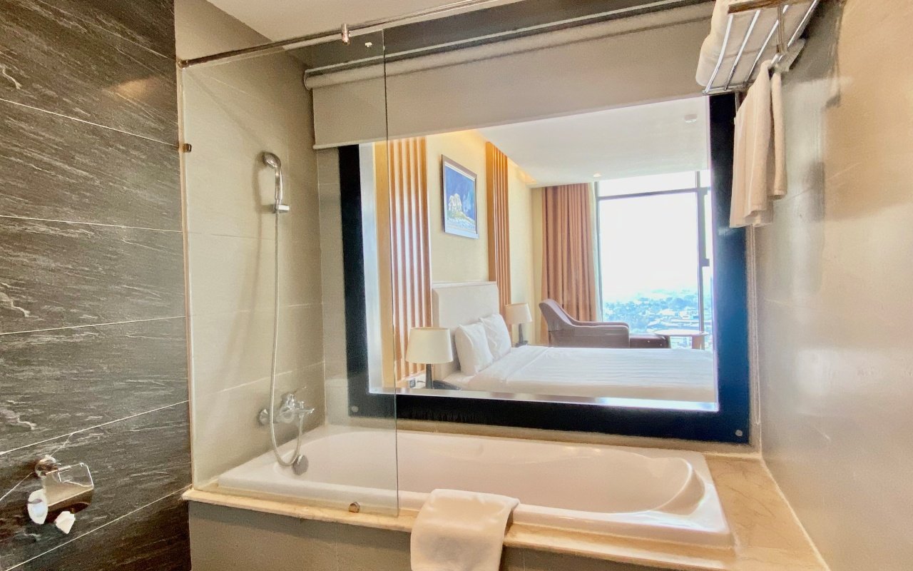 Mường Thanh Luxury Buôn Ma Thuột - Deluxe King 4