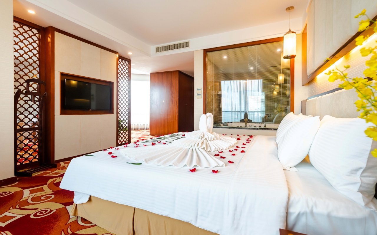 Mường Thanh Luxury Quảng Ninh - Executive Suite 1